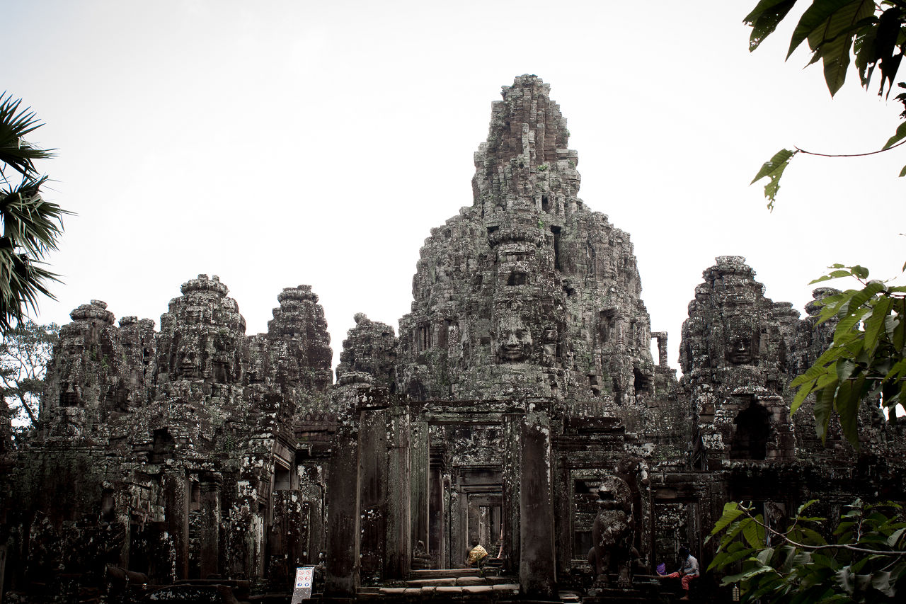 巴揚寺/巴戎寺 (BAYON) 巴揚寺/巴戎寺 (BAYON)