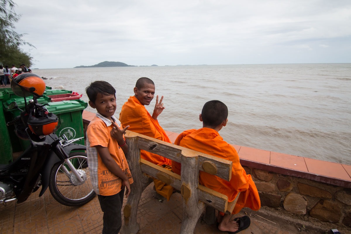 白马市海滩 Kep beach 白马市海滩 Kep beach