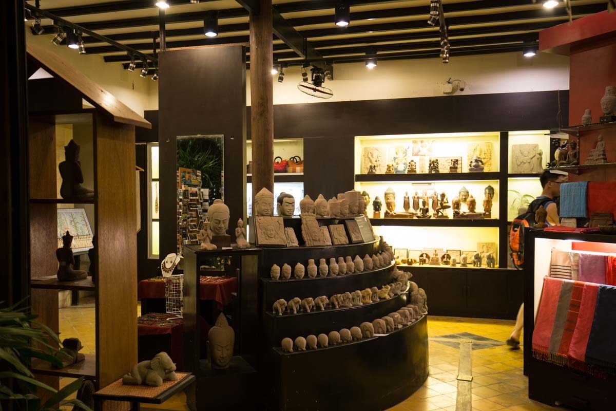 柬製品市集 (Made in Cambodia Market) 柬製品市集 (Made in Cambodia Market)