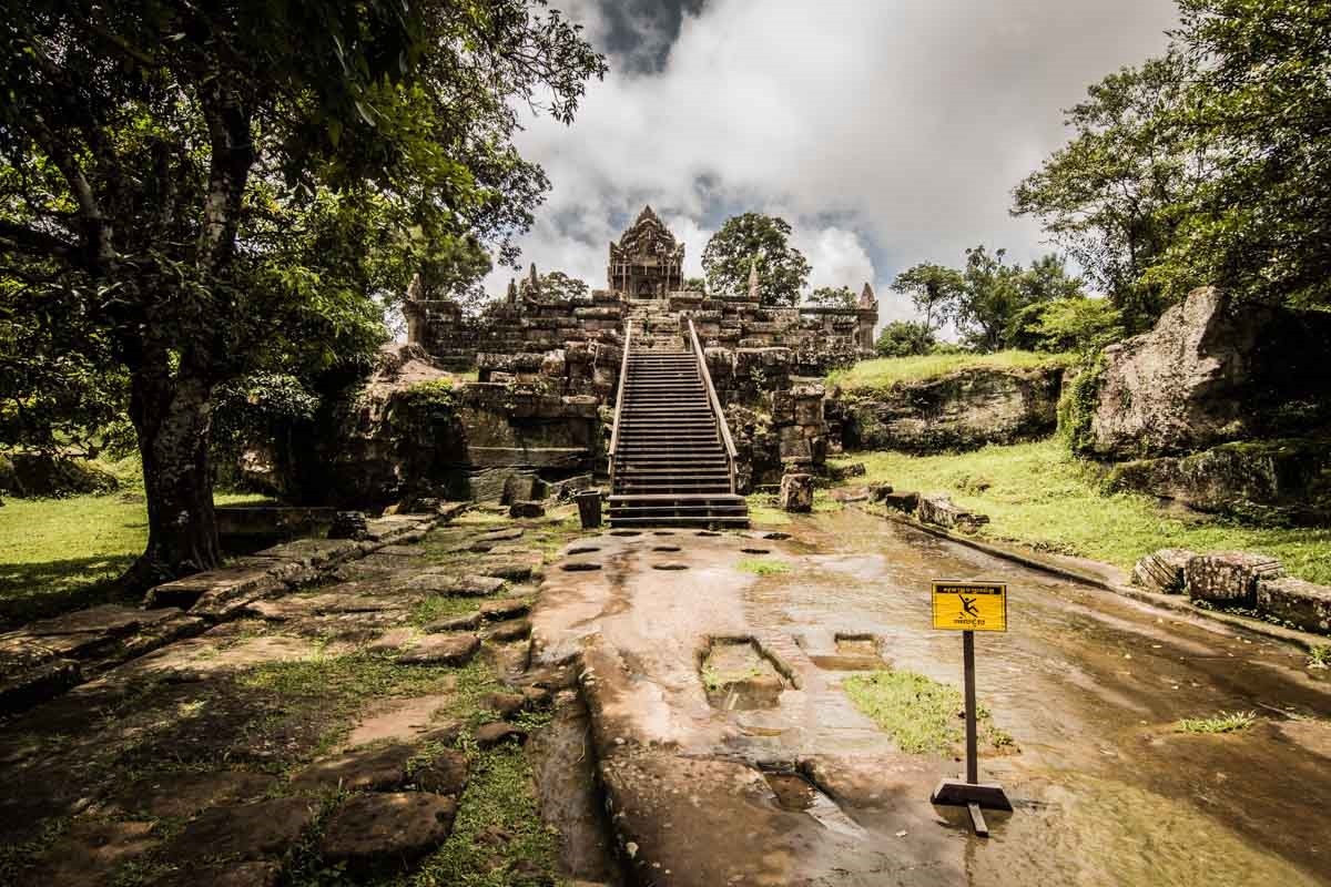 柏威夏寺 (Preah Vihear) 柏威夏寺 (Preah Vihear)