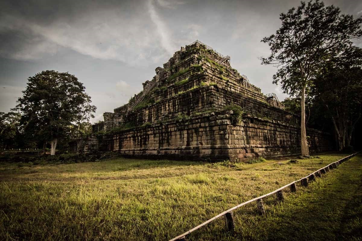 貢開 Koh Ker 金字塔 貢開 Koh Ker 金字塔