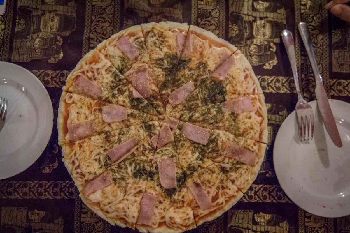 開心比薩 (Happy Pizza) 開心比薩 (Happy Pizza)