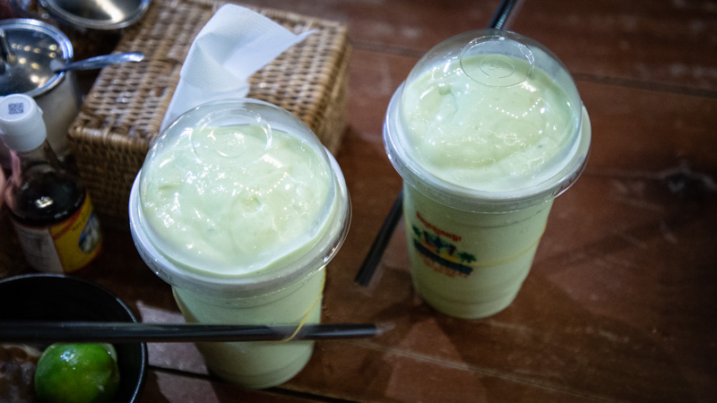 Angkor Fruit Shake 当地小吃店