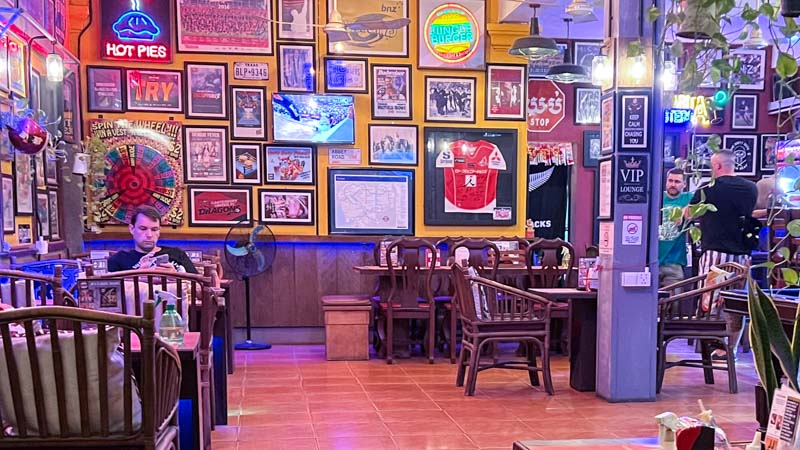 jungle burger (叢林漢堡暹粒店)