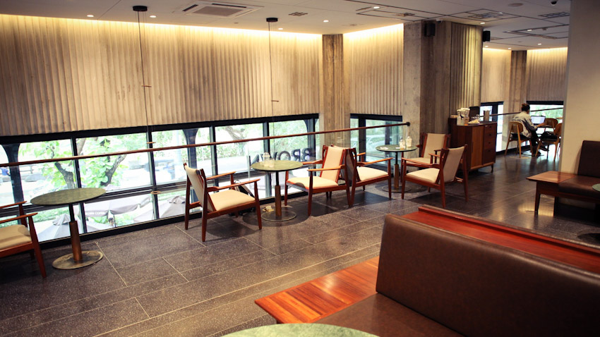 Brown coffee 河岸店