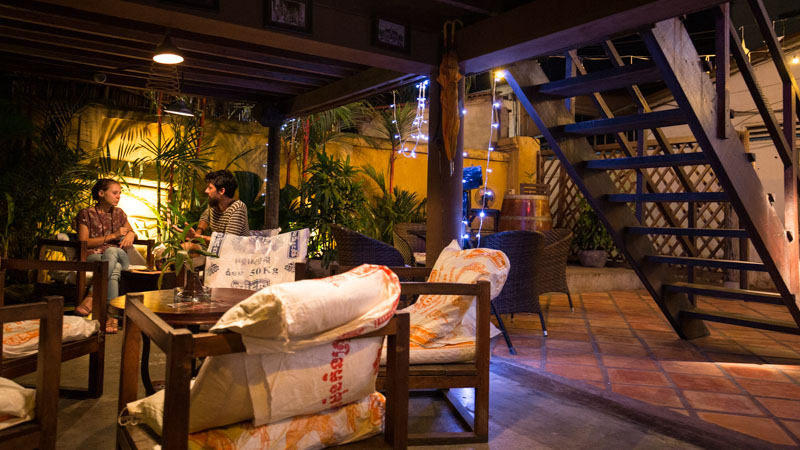 老木屋 - ASANA OLD WOODEN HOUSE Cocktail Bar